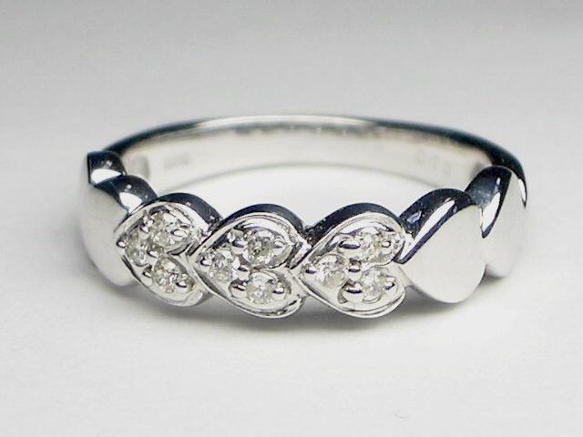 ◇新品◇ k18WG ダイヤモンドハートリング