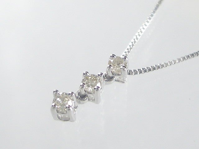 K18WGダイヤ ペンダント ネックレス