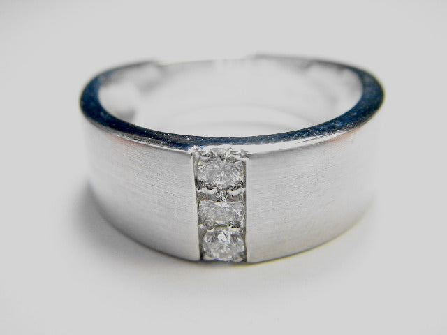 リング K18WG アレキサンドライト0.22ct ダイヤ0.14ct 11号 K18WGダイヤ リング – オールジュエリー公式ショップ