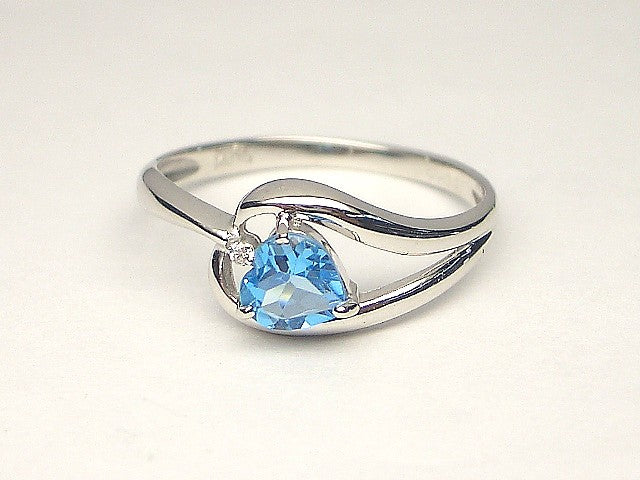 ハートブルートパーズk18wgリング K18WGブルートパーズハート リング 【誕生石11月】 – オールジュエリー