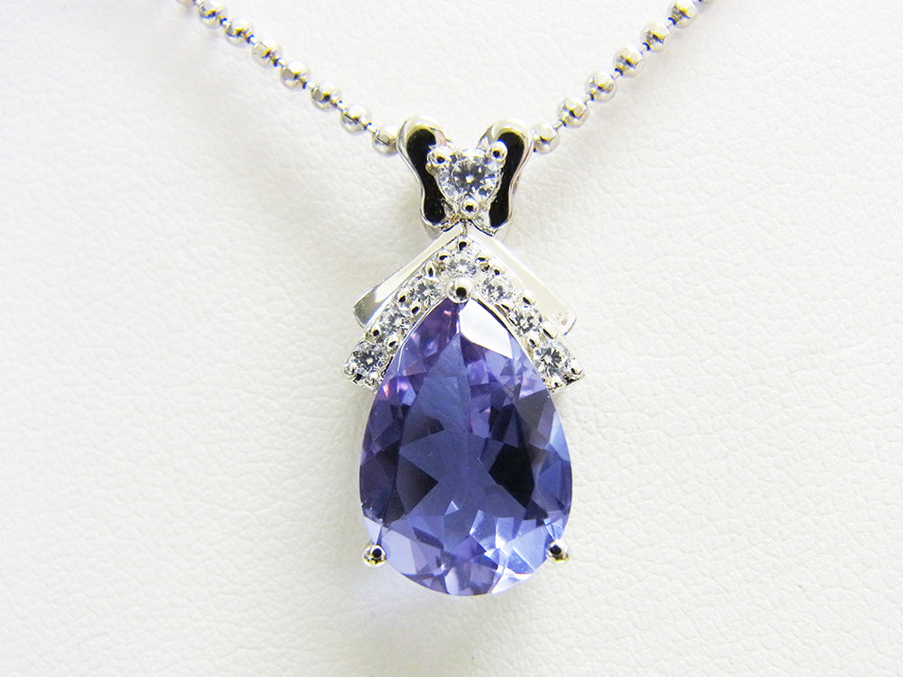 【新作】【即納】5.4カラット アレキサンドライト Synthetic - 13x9mm Pear ペンダント トップ【バレンタインデー】【プレゼントに最適!】