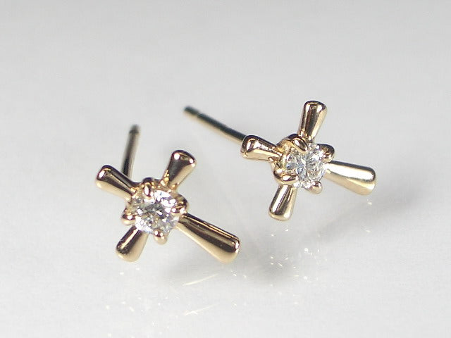 K18PG　ピンクゴールドダイヤモンド クロス ピアス