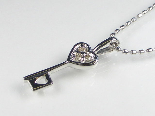 K10WGダイヤハート ペンダント ネックレス