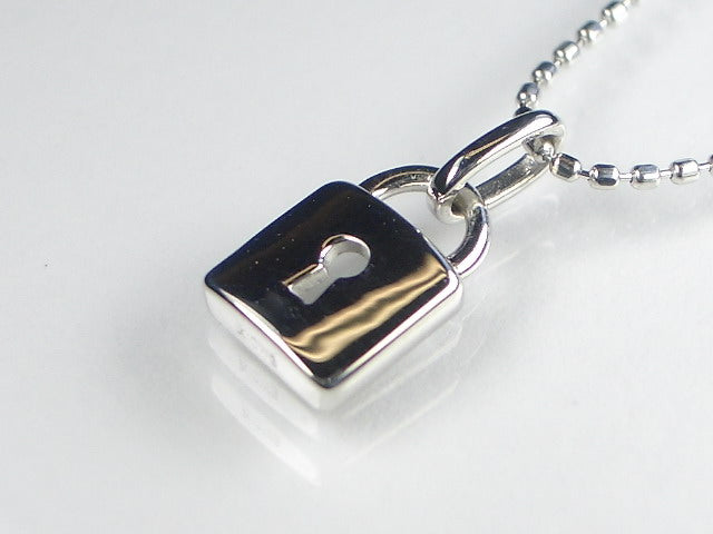 K10WG地金 ペンダント ネックレス
