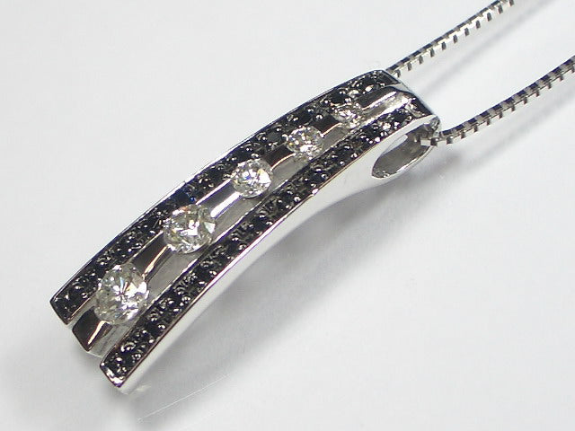 K18WGブラックダイヤ ペンダント ネックレス