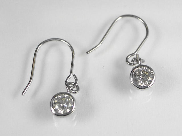PTダイヤ ピアス