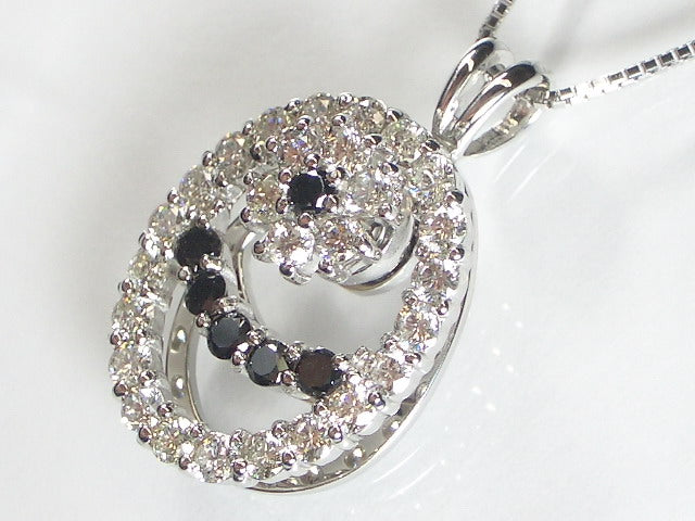K18WGダイヤ/ブラックダイヤ ペンダント ネックレス