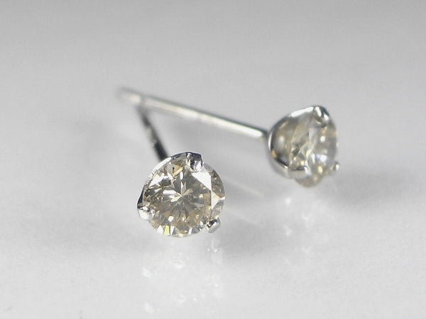 PTダイヤスタッド ピアス 0.3CT