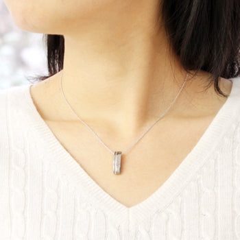 with me.　メッセージペア ネックレス