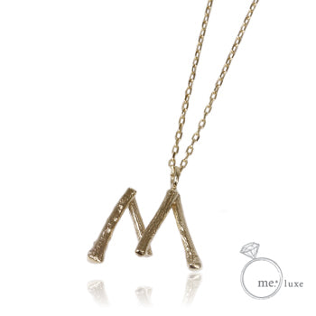 me. イニシャル ネックレス M