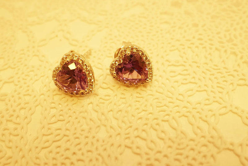 【新作】【即納】アレキサンドライト 1.1CT 7x7mm ハートモチーフ Heart Round ピアス【誕生石6月】【バレンタインデー】【プレゼントに最適！】