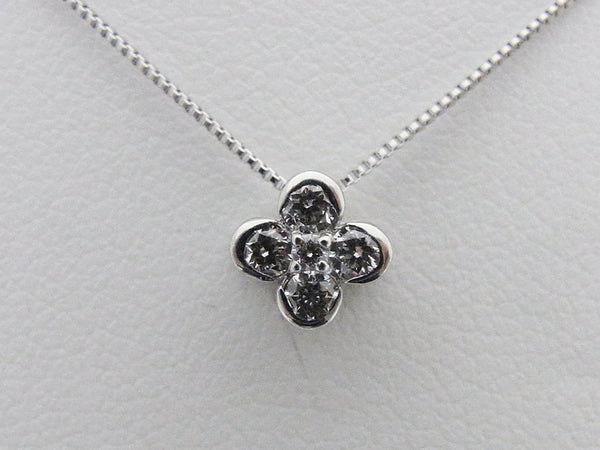 K18ホワイトゴールド　いろいろ使える　0.50CT　ダイヤモンドペンダントネックレス