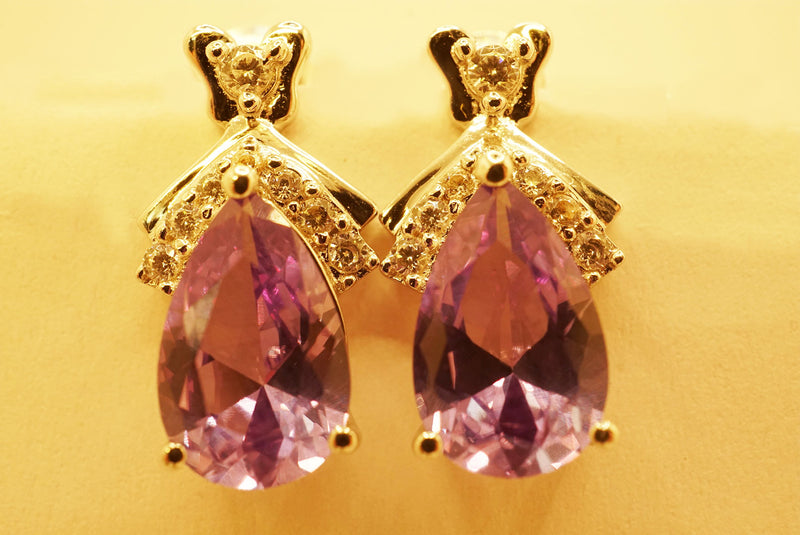 【新作】【即納】アレキサンドライト Corundum5.3カラット 11x7mm Pear ピアス 【誕生石6月】