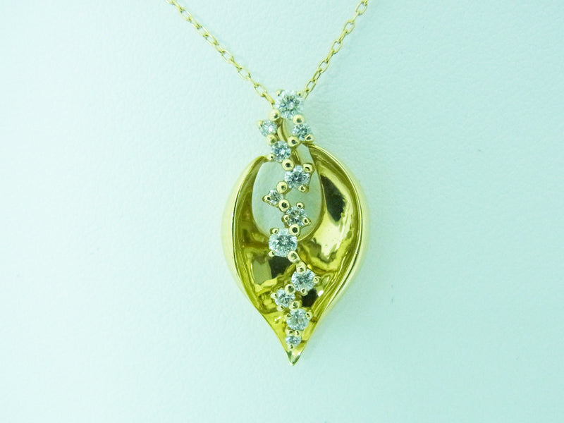 K18ダイヤペンダント　0.330ct