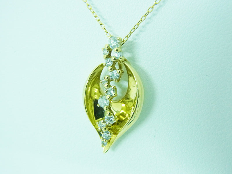 K18ダイヤペンダント　0.330ct