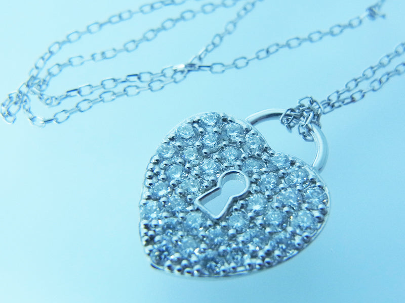WGダイヤペンダント　0.500ct